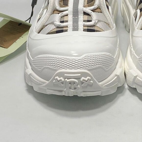 Burberry Arthur Vintage Check Cotton & Leather Sneakers size 41 - Picture 4 of 12